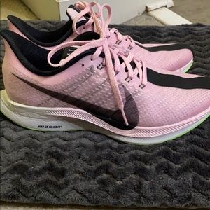 Worn once!!! Nike pastel pink Pegasus. Rare find